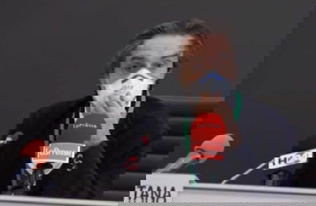 Cosa c’entrano le Bahamas nelle indagini sul governatore Fontana article-post