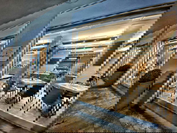 Ristoranti in Campania, rivolta contro il protocollo “stellato” dello chef Esposito