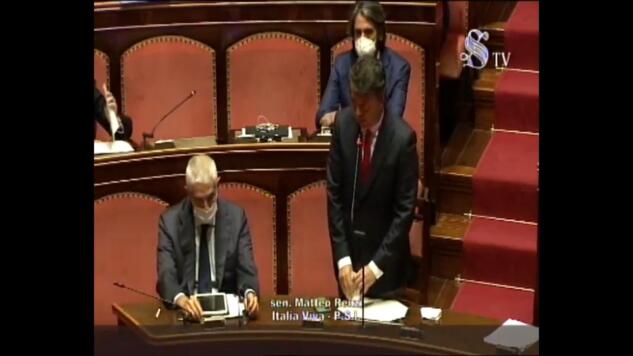 Matteo Renzi sulla sfiducia a Bonafede: «Non voteremo nessuna delle due mozioni» article-post