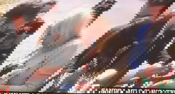 Giuseppe Conte ha ricevuto Sandra Milo che si era incatenata davanti a Palazzo Chigi