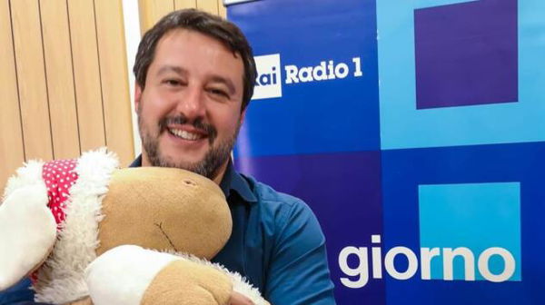 Salvini commenta il calo della Lega nei sondaggi dando la colpa al mancato contatto con la gente