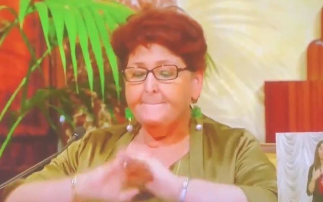 Le lacrime della Bellanova annunciando la regolarizzazione dei lavoratori stranieri: «Invisibili saranno meno invisibili» article-post