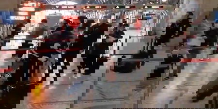 Le 192 persone sul primo treno Milano-Napoli: l’inizio della fase 2 anche nei trasporti article-post