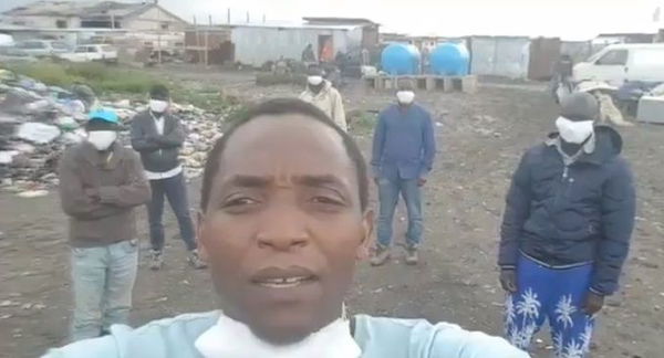 L’appello di Aboubakar Soumahoro: domani fermiamo i carrelli in favore dei diritti dei braccianti