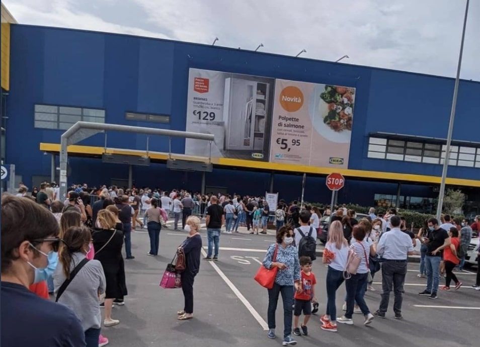 Quell’impellente voglia di trascorrere il primo giorno della fase 2 all’IKEA article-post