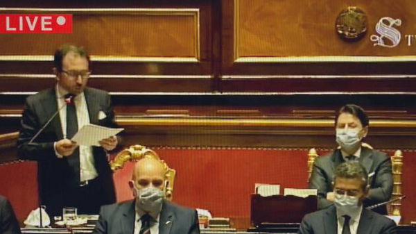 Quindi, ricapitolando, il governo è salvo un’altra volta