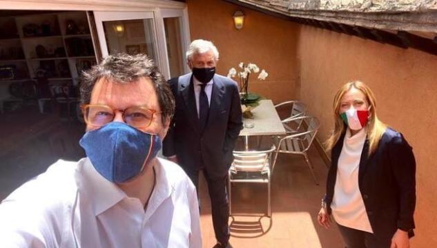 Salvini manifestazione 2 giugno