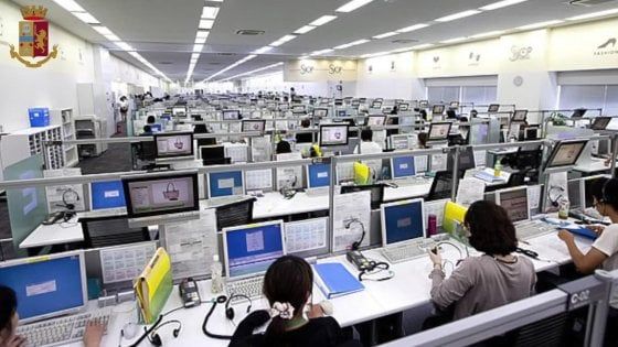 ‘Data room’, ecco come i dipendenti di gestori telefonici hanno rubato i dati degli utenti