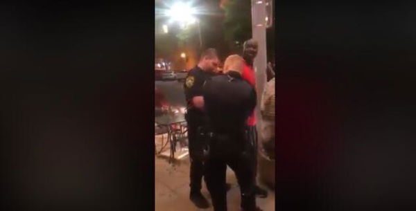 La bufala dell’agente della FBI arrestato perché nero (e poi rilasciato) | VIDEO