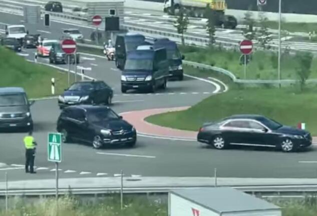 La bufala delle 12 auto blu per Di Maio (pagate dagli italiani) article-post