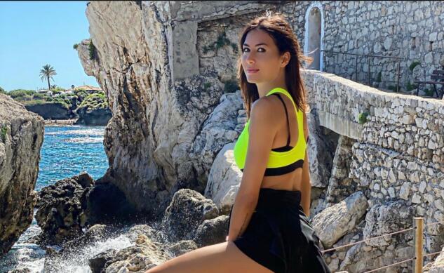 Battiti Live si farà e a condurlo sarà Elisabetta Gregoraci article-post