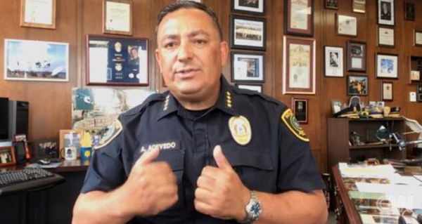 Il capo della Polizia di Houston a Trump: «Se non hai qualcosa da dire, tieni la bocca chiusa» | VIDEO