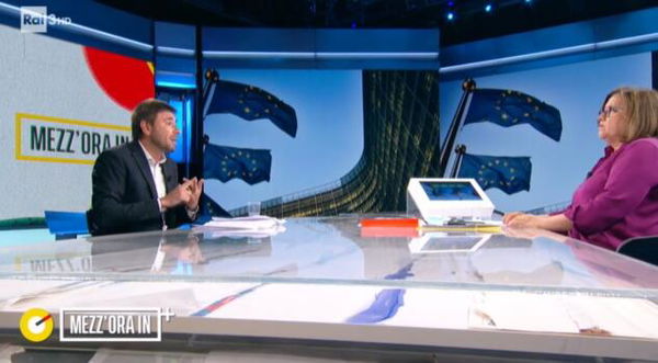 Di Battista dice che ci sono poteri economici e politici che «voglio buttare giù Conte»