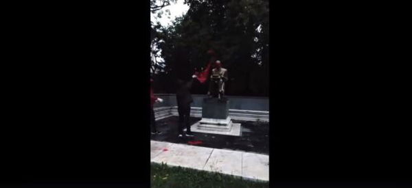 Arriva la rivendicazione per la statua di Montanelli imbrattata | VIDEO