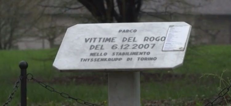 Semilibertà ai manager tedeschi di Thyssenkrupp, i parenti delle vittime del rogo: «Ci incateneremo a Roma»