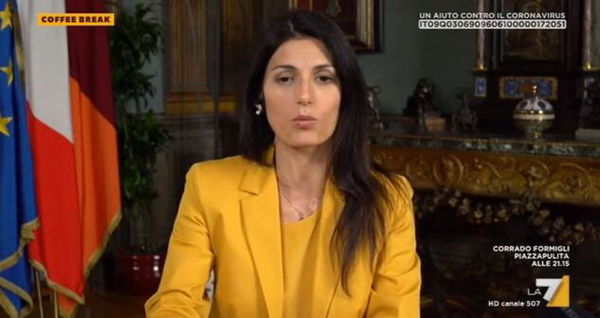 Virginia Raggi dice che Roma è «pronta alla mobilità dolce» e che è stata una fortuna non avere le Olimpiadi