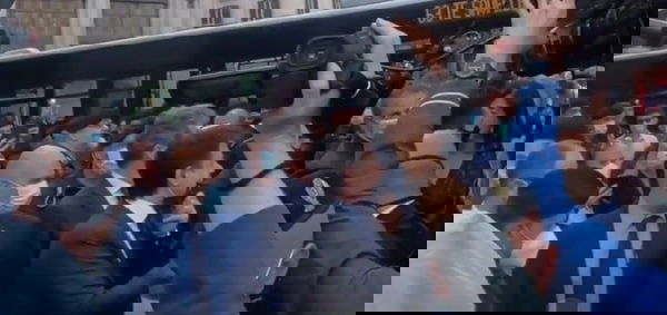 La contestazione a Conte (da chi prende il reddito di cittadinanza e se ne lamenta)