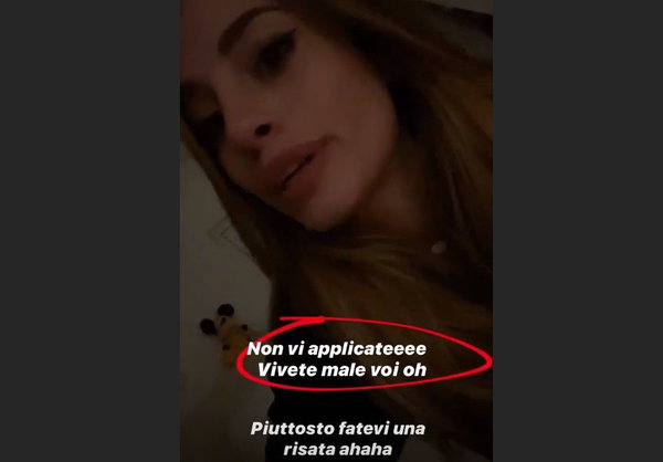 Chiara Nasti ammette l’errore del tatuaggio e spiega come è andata realmente