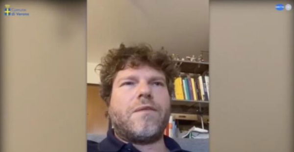 «Perché si può insultare un ciccione, uno zoppo o uno storpio e non un omosessuale?»