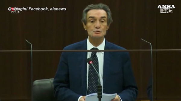 Fontana si difende dalle accuse e dice che «il male è nell’occhio di chi guarda»