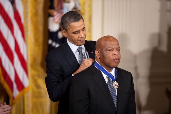 La morte di John Lewis, la sua battaglia per i diritti civili article-post