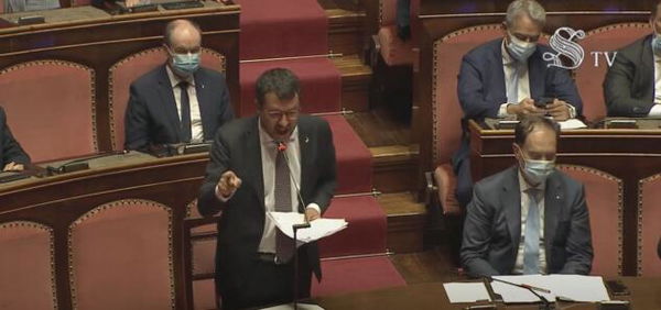 Salvini propone il modello Portogallo per attirare i pensionati (ma non sa che la detassazione è stata abolita)