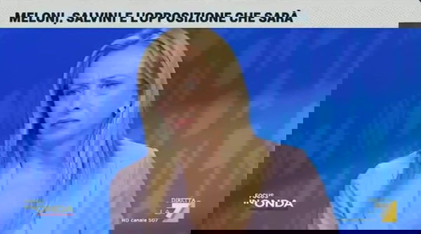 Meloni: «Imagine è omologazione mondialista, ma se uno ascolta solo la musica è una bella canzone»