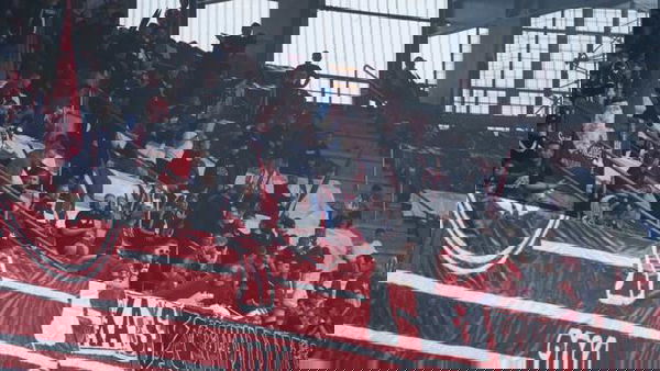 La storia della partita sospesa per gli assembramenti sugli spalti in Danimarca