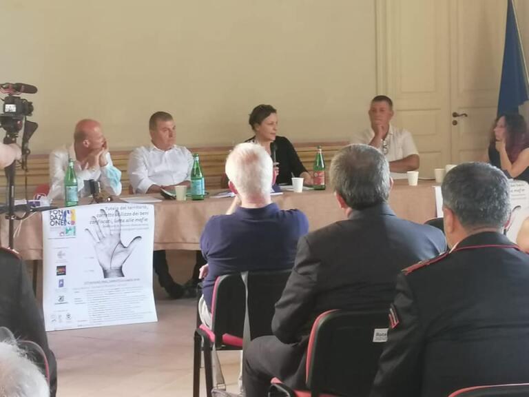 La deputata del M5S Piera Aiello: «I deportati di Auschwitz hanno la fortuna di essere stati uccisi»