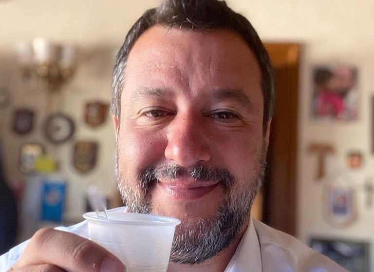Salvini non viene fatto entrare nel centro raccolta rifiuti di Rocca Cencia: «Ama mi nasconde qualcosa» article-post
