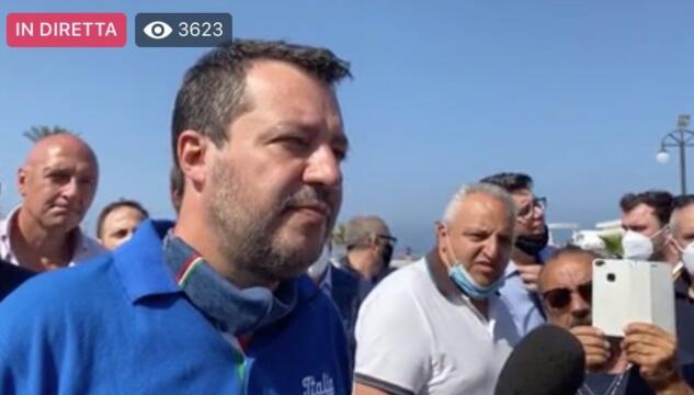Salvini centri sociali
