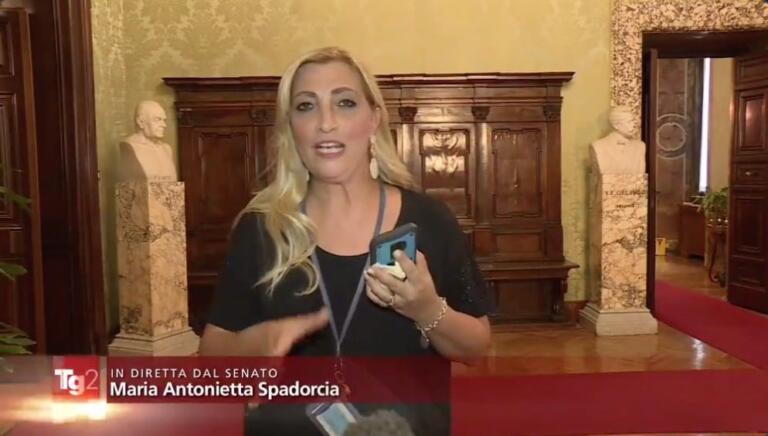 Il Tg2 aveva capito che il Senato non aveva dato l’autorizzazione a procedere contro Salvini, gaffe in diretta