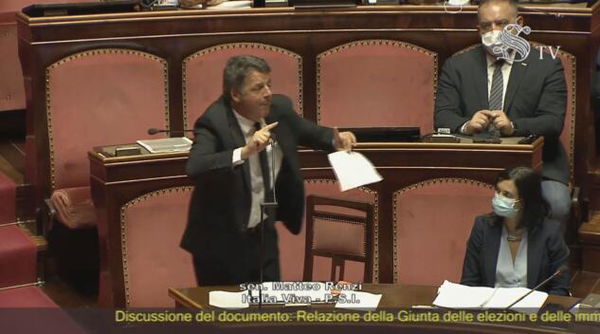 Renzi ha spiegato che Italia Viva voterà per l’autorizzazione a procedere contro Salvini