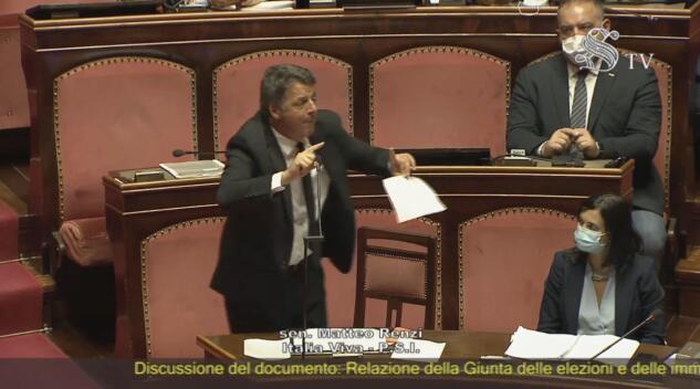 Renzi ha spiegato che Italia Viva voterà per l’autorizzazione a procedere contro Salvini article-post