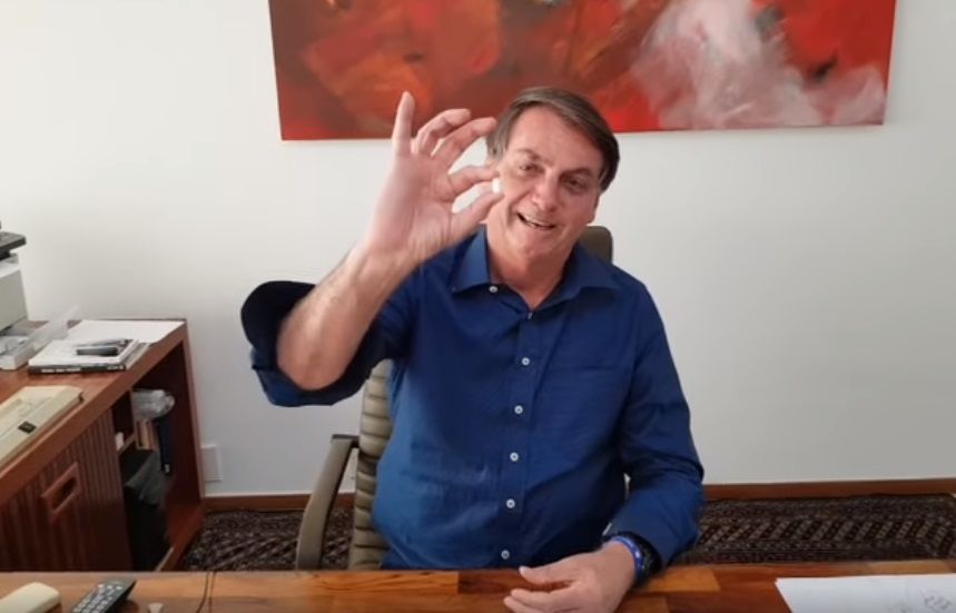 Bolsonaro impone ai social network di rimuovere l’account di qualcuno solo «per giusta causa» article-post