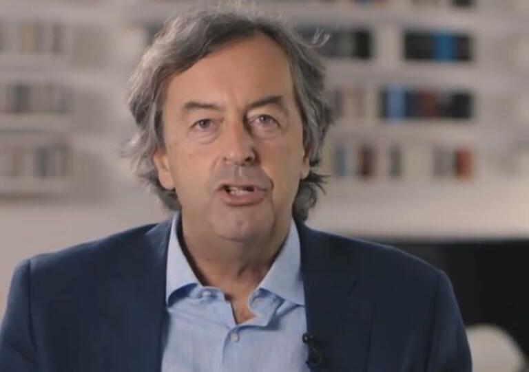 Burioni su aumento contagi: «Il virus è lì fuori, come in primavera» Burioni su aumento contagi: «Il virus è lì fuori, come in primavera»