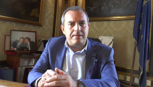de luca scuole