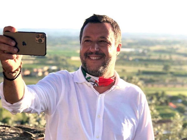 Il primo decreto sicurezza di Salvini è incostituzionale perché «nega l’iscrizione all’anagrafe dei richiedenti asilo»