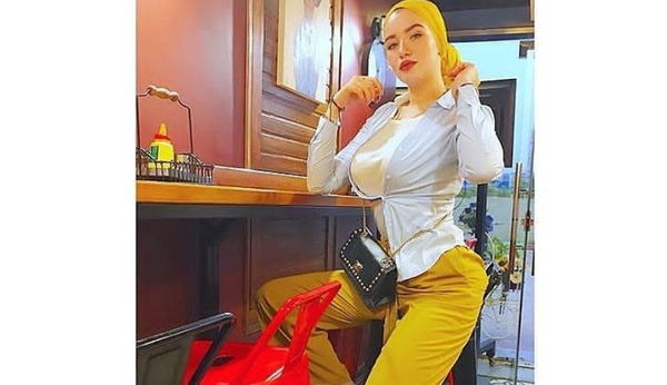 In Egitto essere una influencer su Tik Tok che si trucca e si veste all’occidentale significa carcere