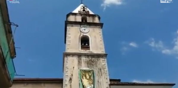 Morricone, il magico omaggio di un paesino nel salernitano in cui riecheggia “Mission” dal campanile | VIDEO