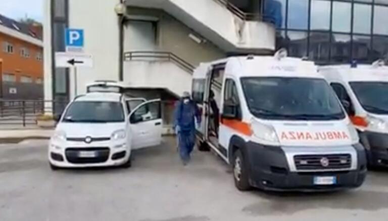 Il focolaio in un centro d’accoglienza in Basilicata: i positivi sono 25