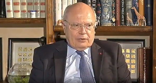 L’allerta di Galli: «In Italia nuovi contagi, il virus corre grazie ai super diffusori»