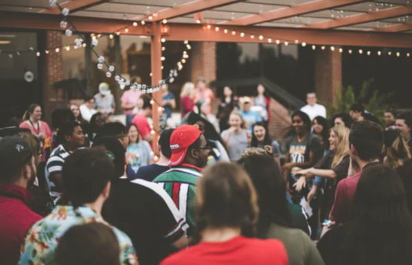 «Nuovi picchi legati ai giovani che abbassano la guardia»