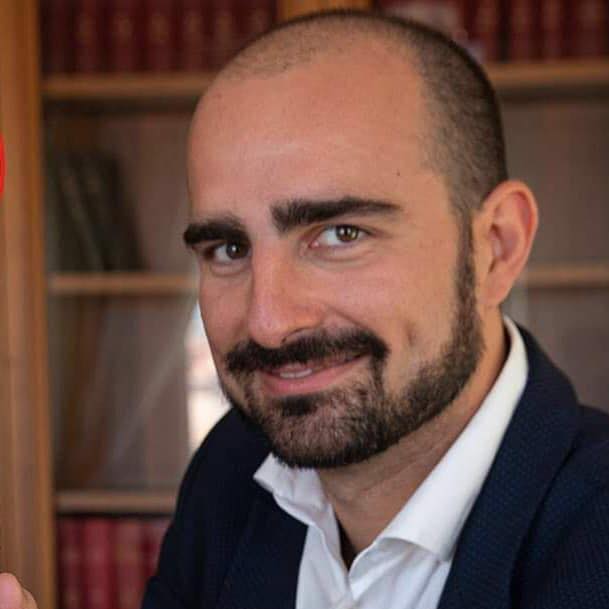 Il pentastellato Marco Rizzone è il terzo deputato che ha preso il bonus Iva