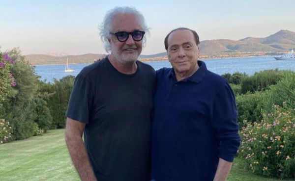No, Flavio Briatore non ha mai detto che «i poveri li riconosci dalle moglie cesse»
