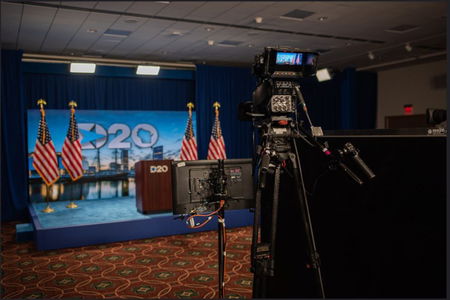 Tutti a Milwaukee per battere Trump, al via la convention democratica article-post