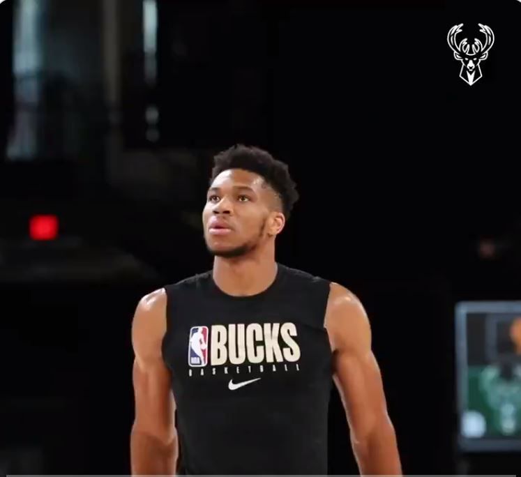 Violenze della polizia sui neri, la Nba rinvia le partite