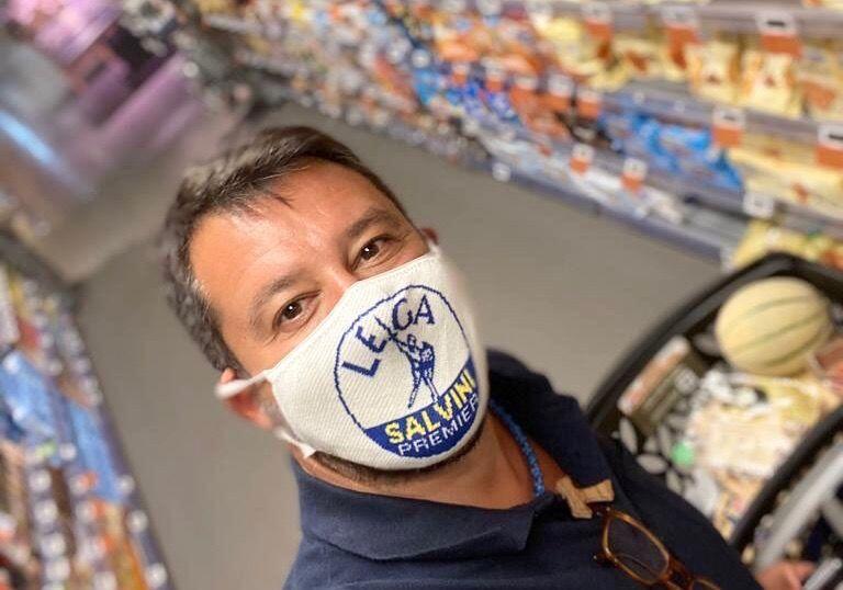 Nella chat della Lega nessuno si fa avanti, l’ira di Salvini per il bonus Covid