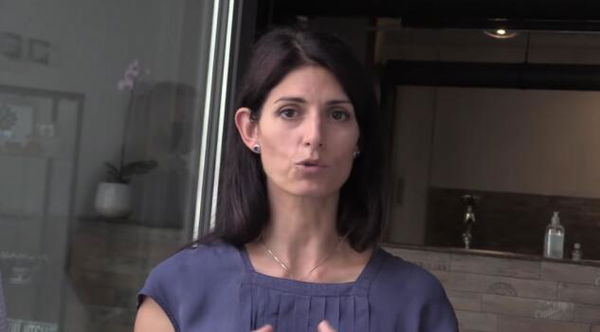 Virginia Raggi blocca la mozione del M5S per un museo del fascismo a Roma