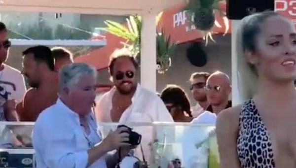 Il leghista titolare del Papeete: «Chiudono le discoteche, ma questo governo non ha mai fatto niente nella vita»